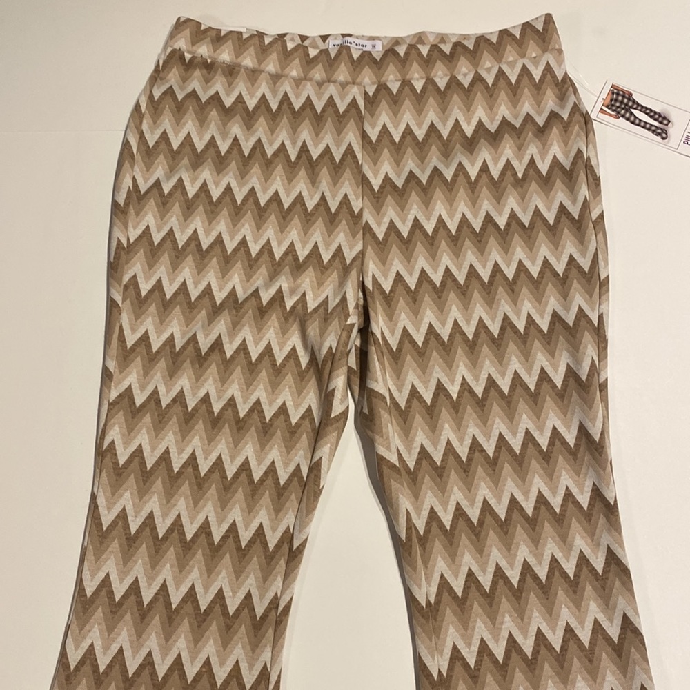 Vanilla Star Juniors 1X Chevron Pull On Flare Knit Pants New D30 - Picture 2 of 16